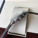 Relógio masculino elegante em couro