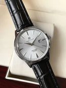 Relógio masculino elegante em couro